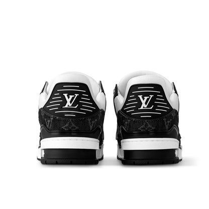 Louis Vuitton LV Trainer – White Black