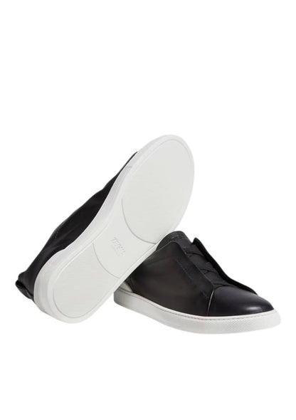 BLACK TRIPLE STITCH™ SECONDSKIN SNEAKERS