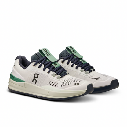 On Running THE ROGER Pro White/Green